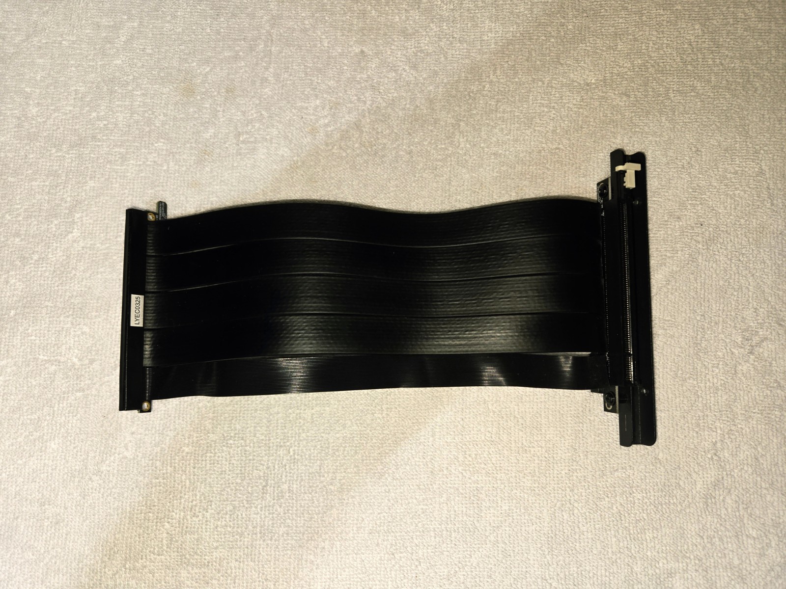 Lian Li PCIE 4.0 Riser Cable