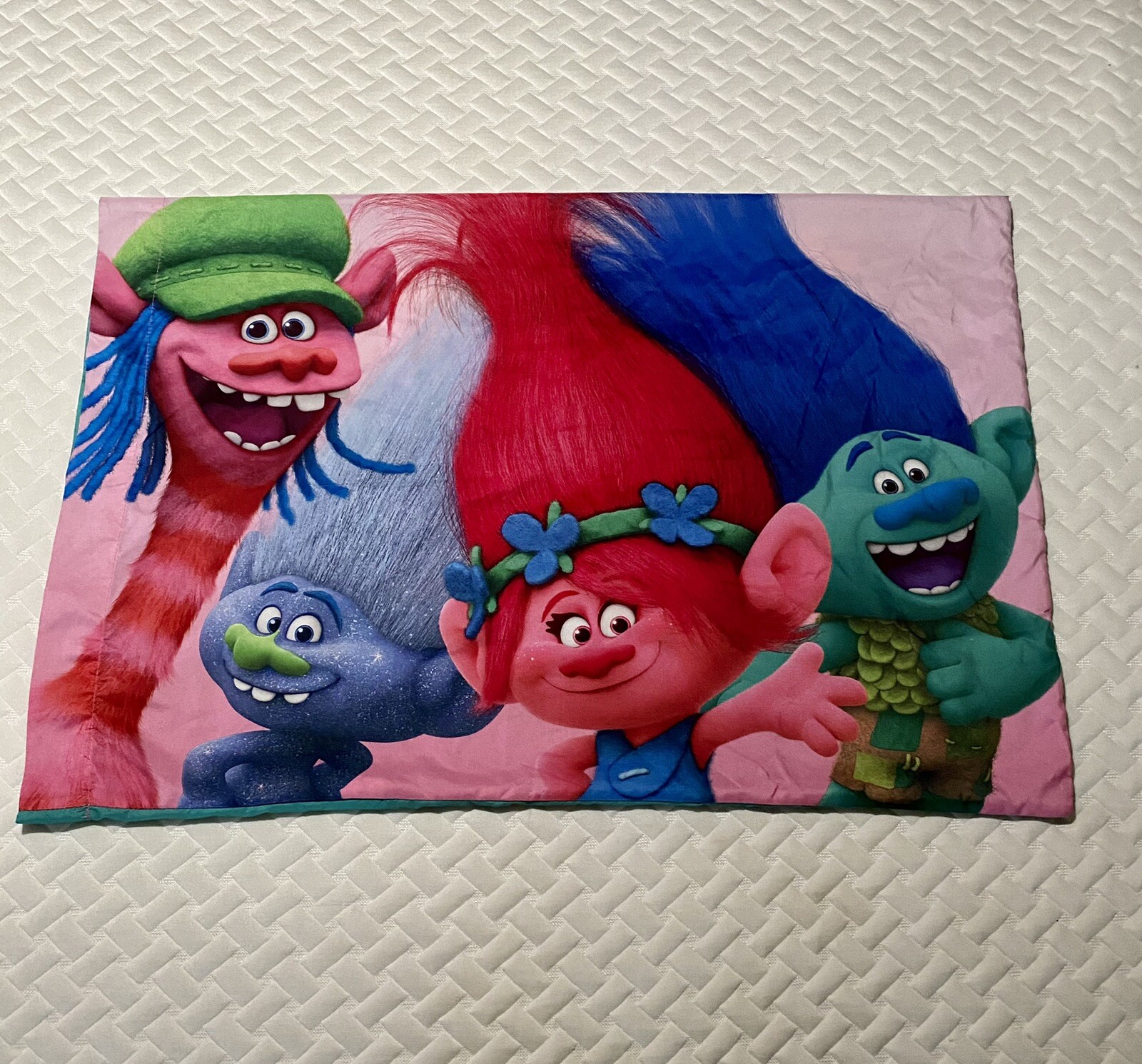 DREAMWORKS TROLLS STANDARD PILLOWCASE Troll Life REVERSIBLE Super Cute