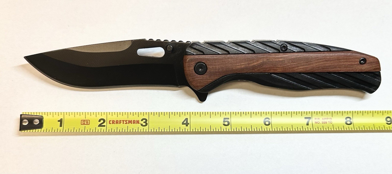 4.75” Black Wave Folder with Black & Wood Handle - 300432-BK