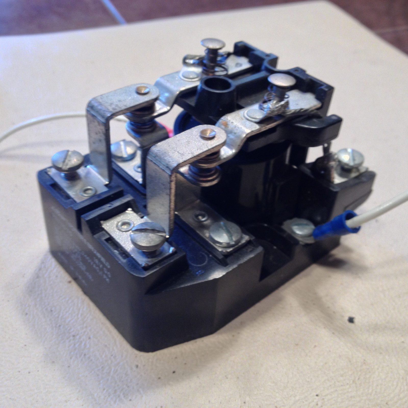 AMF Potter Brumfield PRO-11DYO Relay, 12vdc