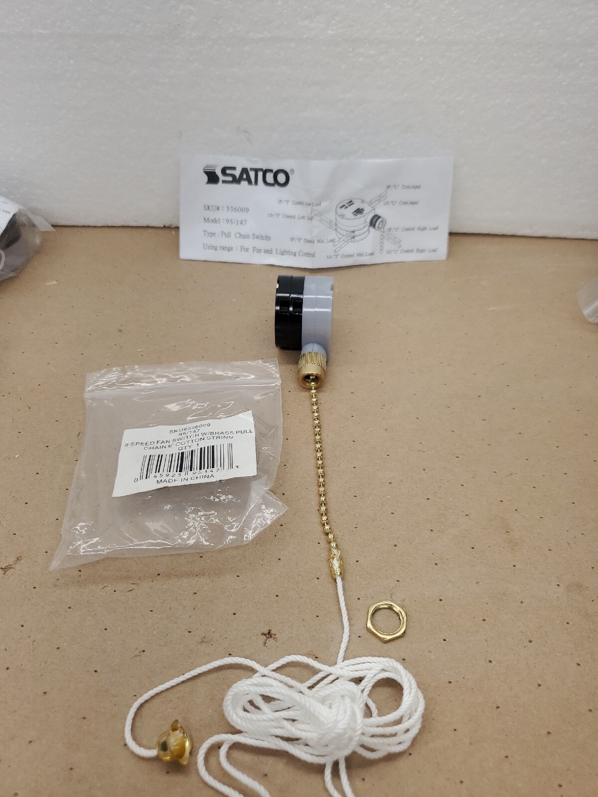 Satco 95/147 6 Amp 1-Pole 3 Speed Fan Switch Pull Chain + Cotton String 336009