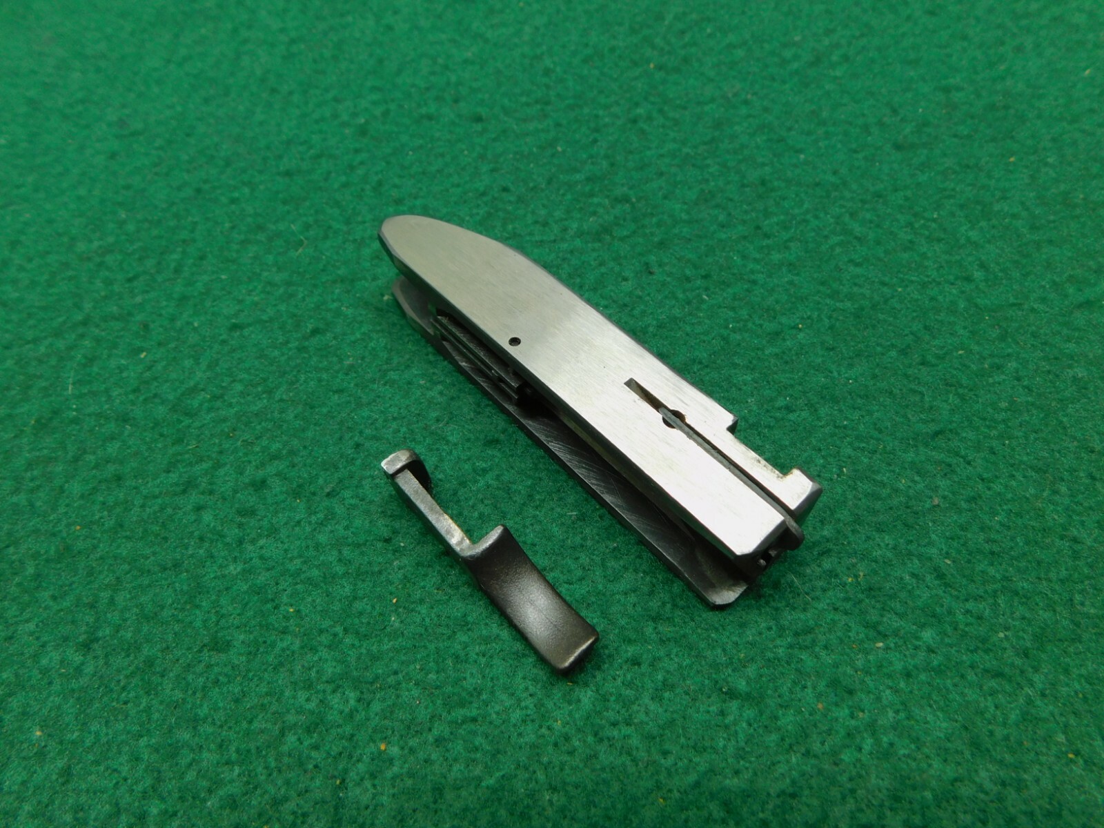 Mossberg 702 Plinkster Bolt Assembly .22 LR Original #1