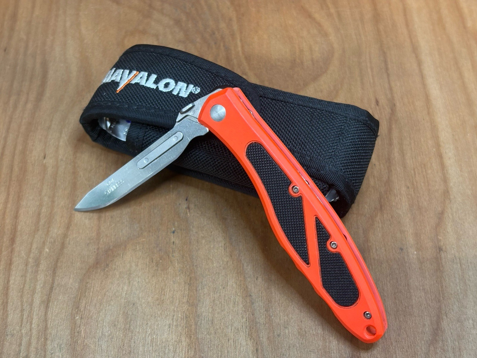 HAVALON PIRANTA BOLT Blaze Orange W/Sheath & Blades Hunting/Skinning EXCELLENT!