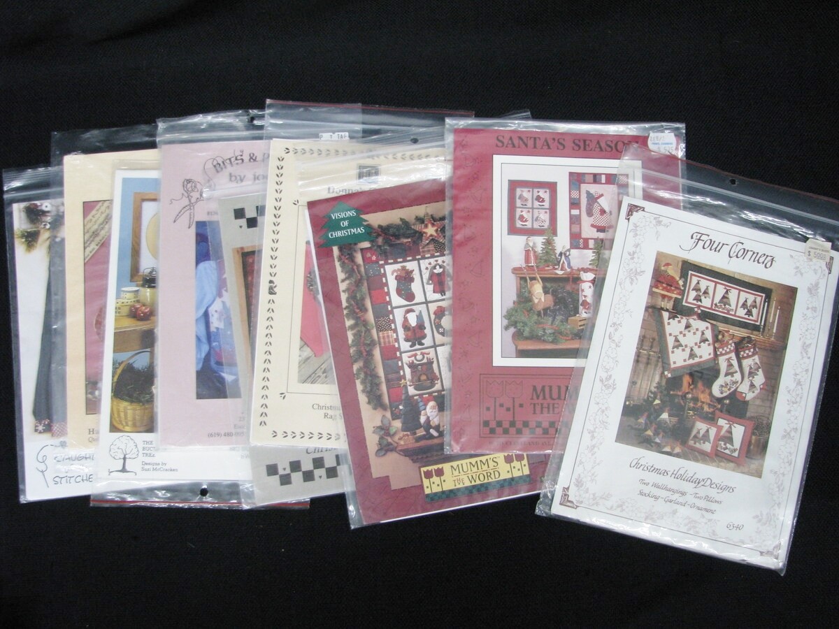 64 Quilting Patterns in Plastic: Bloomin' Minds Pillows Quilts Sweaters, ect.