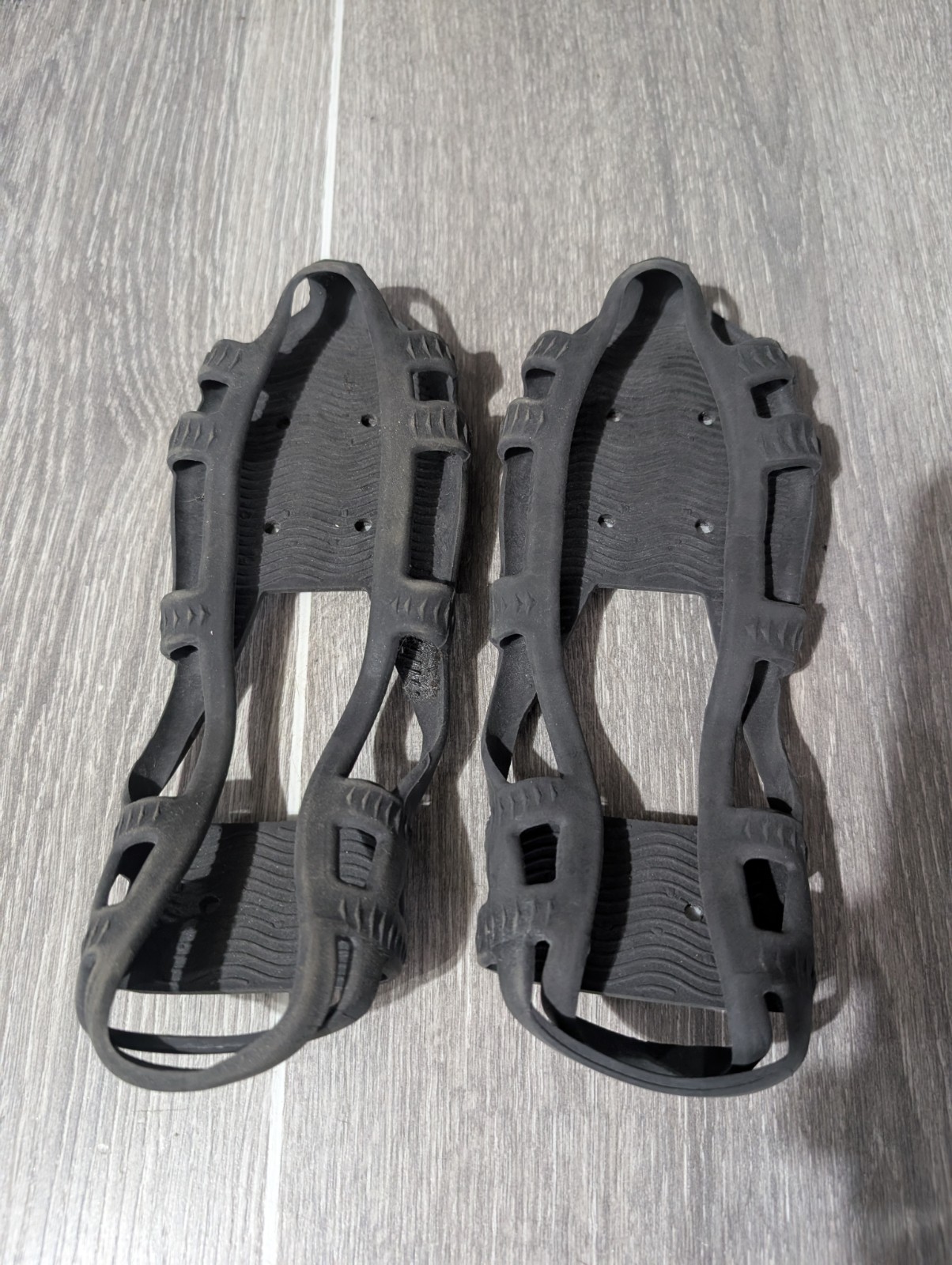 Stabilizers Lite Studded "Snow Tires For Your Feet" Size S Unisex Easy On Off