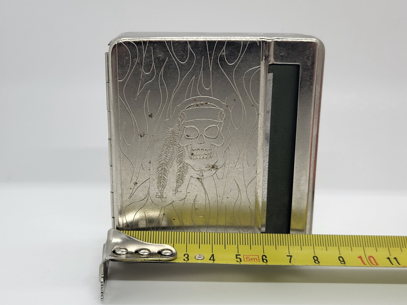 Automatic Cigarette Rolling Machine, Metal Box Cigarette Case PIRATE Skull
