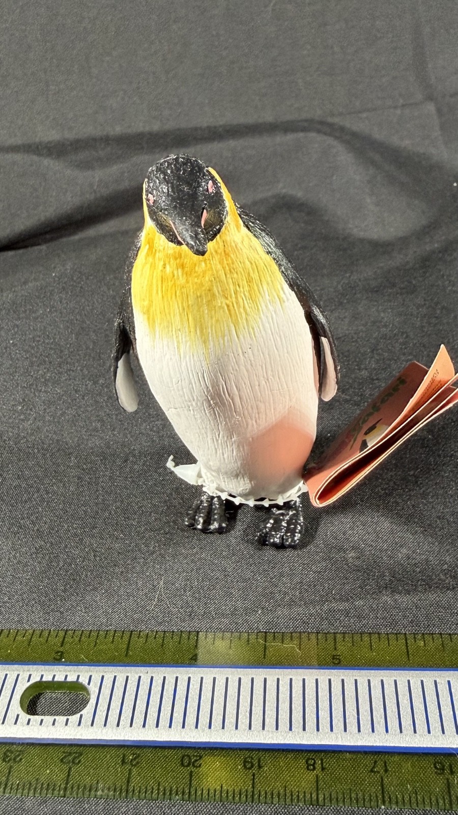 Safari Ltd Emperor Penguin Figure 3.25” Arctic Animal Toy 1997 with tag vintage