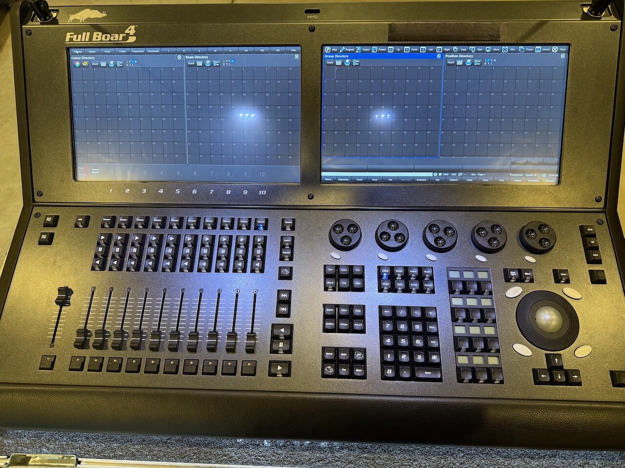 ETC HES High End Systems, Full Boar 4 HOG 4 Lighting Console Road Case HOG4 MA3