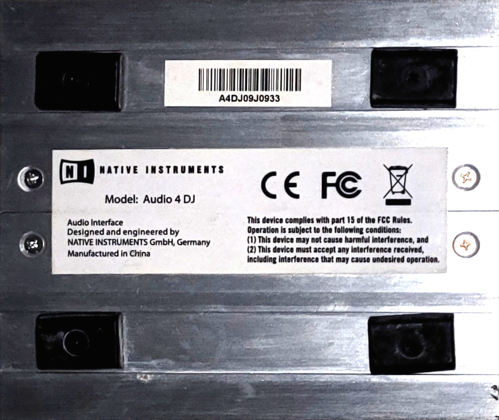 Native Instruments Audio 4 DJ USB Sound Card Audio Interface Preowned Condition