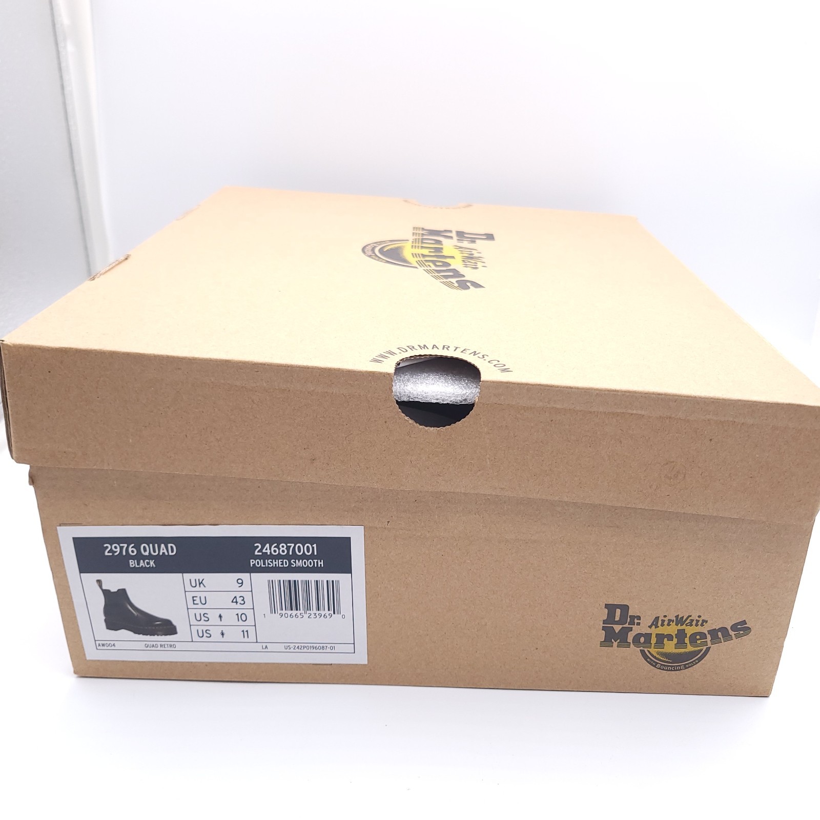 Dr. Martens 2976 Quad Retro Chelsea Boots Mens 10 Womens 11 Black Classic Style