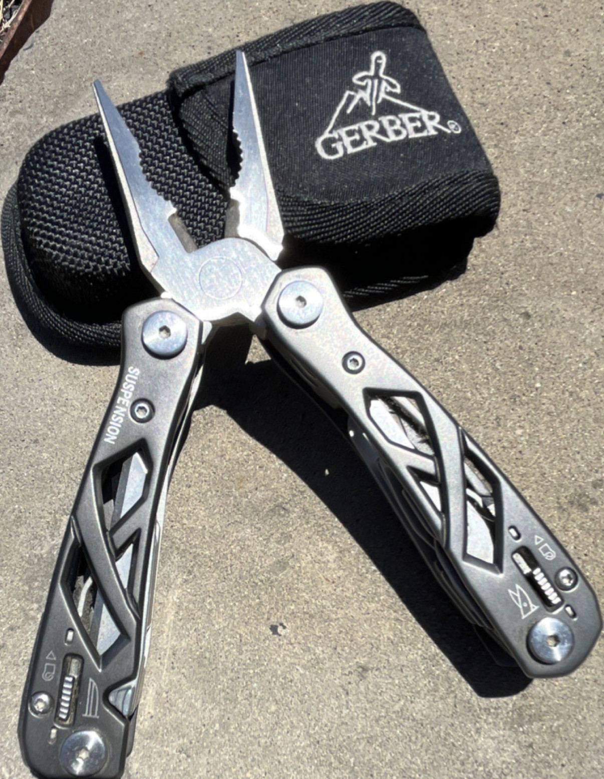 GERBER Suspension Multi-Tool Pliers w/ Sheath Screwdriver Knife EDC Tool