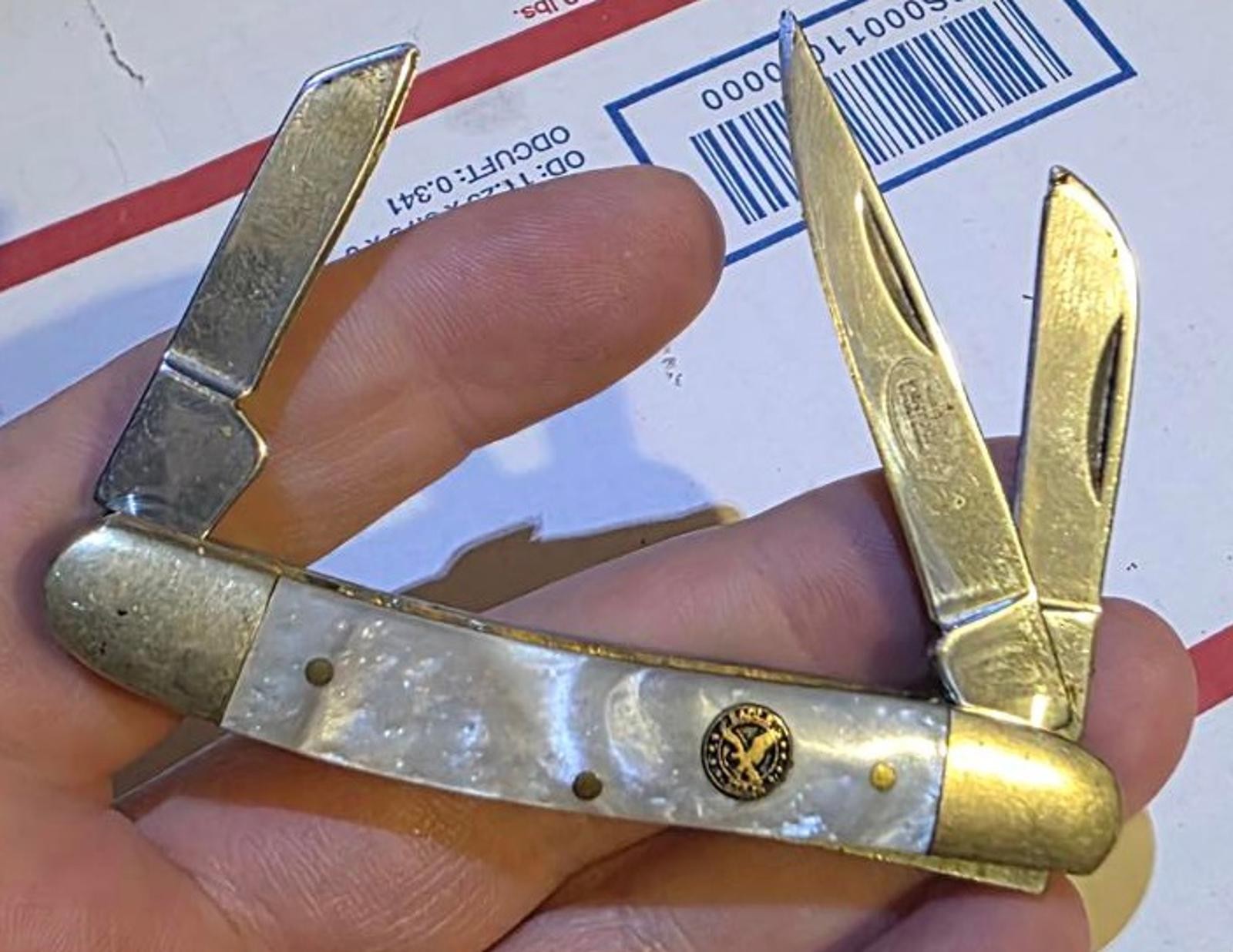 Kentucky Cutlery Pearl Handle Folding Pocket Knife W/Multiple Blades Eagle