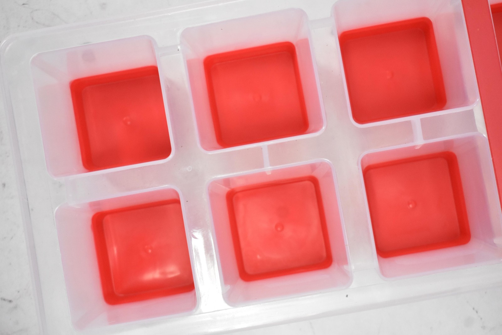 Kocina Ice Cube Tray Set Of 3 Red Square 8-Cube Stackable Plastic KT-4052