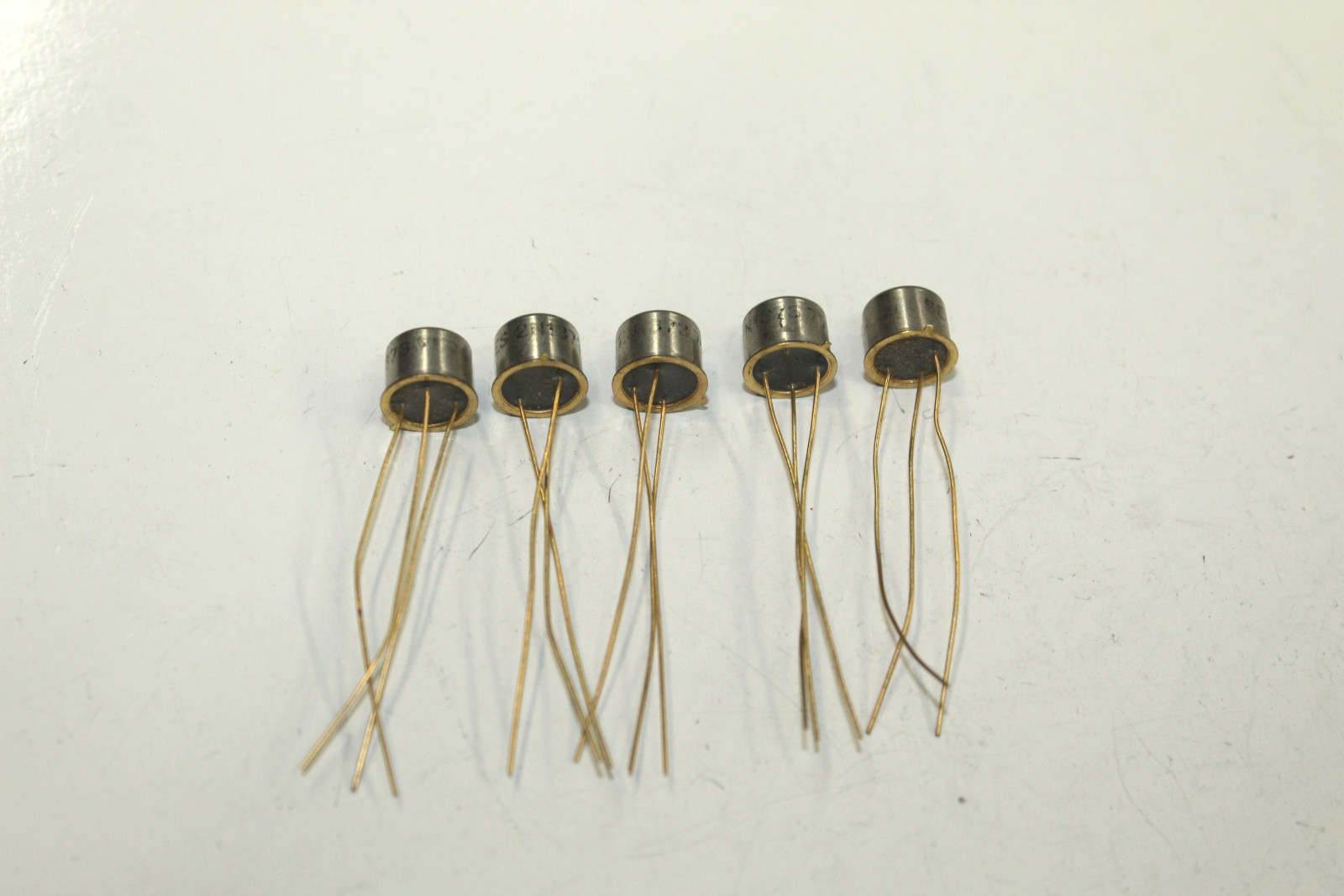 2N1373 Fuzz Box PNP TO5 Germanium Transistor NOS 5 pcs Gold Plated NOS 1975