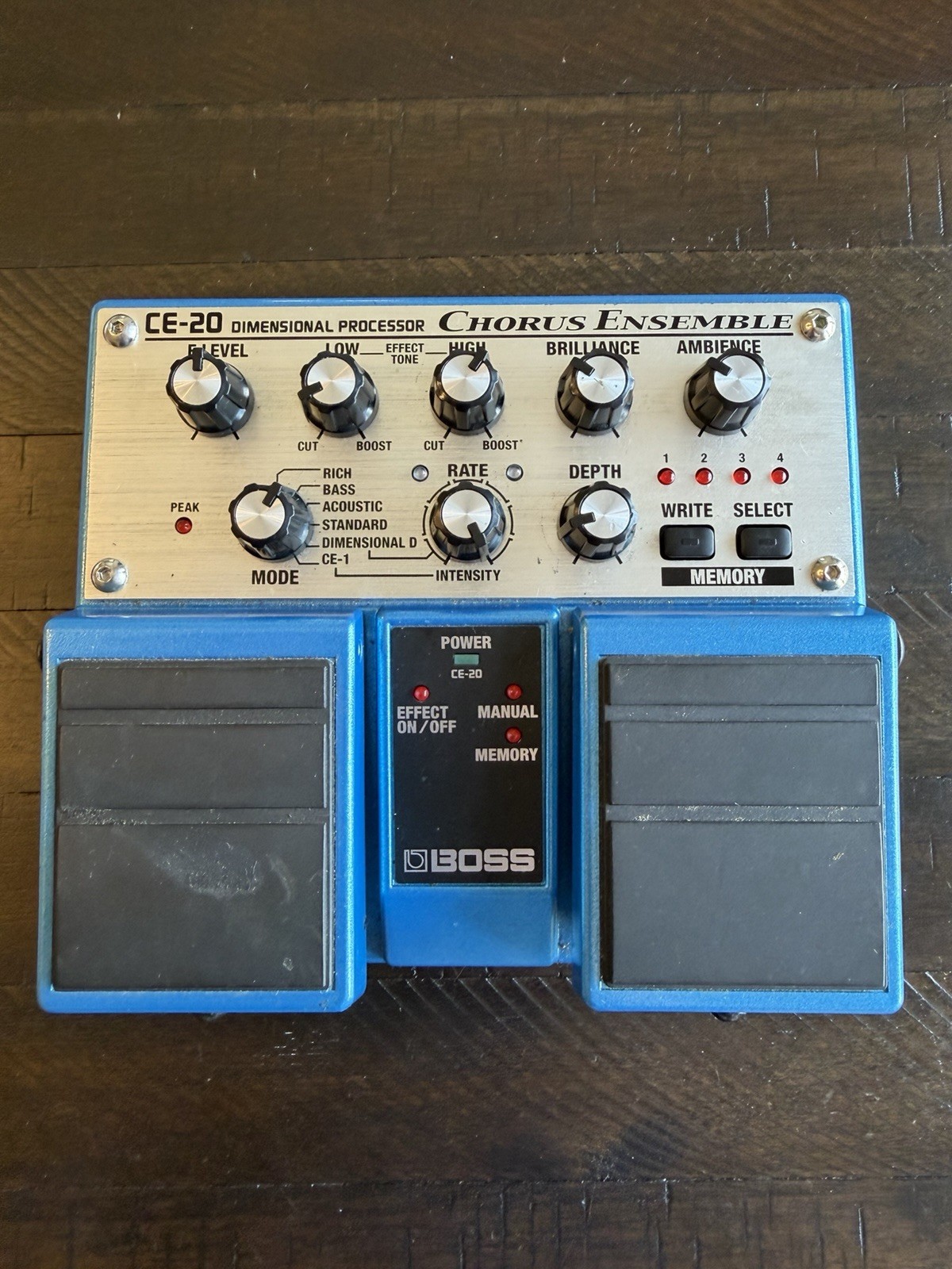 Boss CE-20 Chorus Ensemble