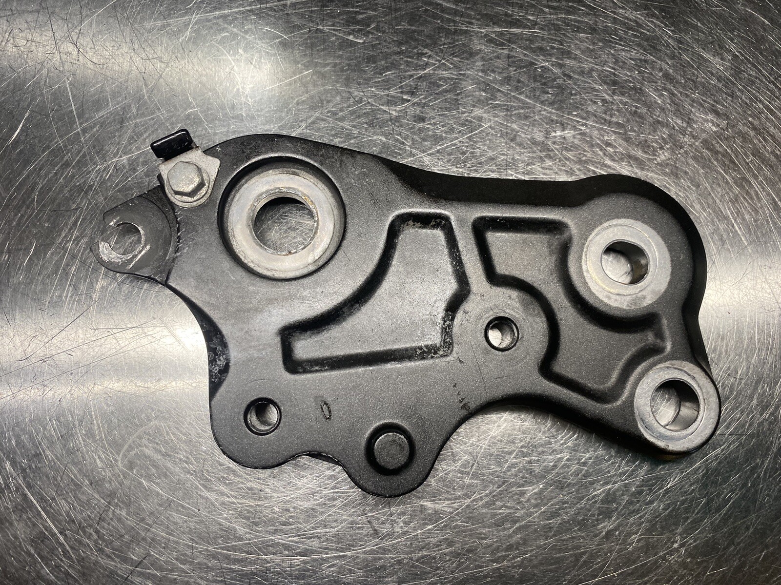 15 16 17 18 19 20 21 Yamaha MT07 MT 07 Right Frame Bracket