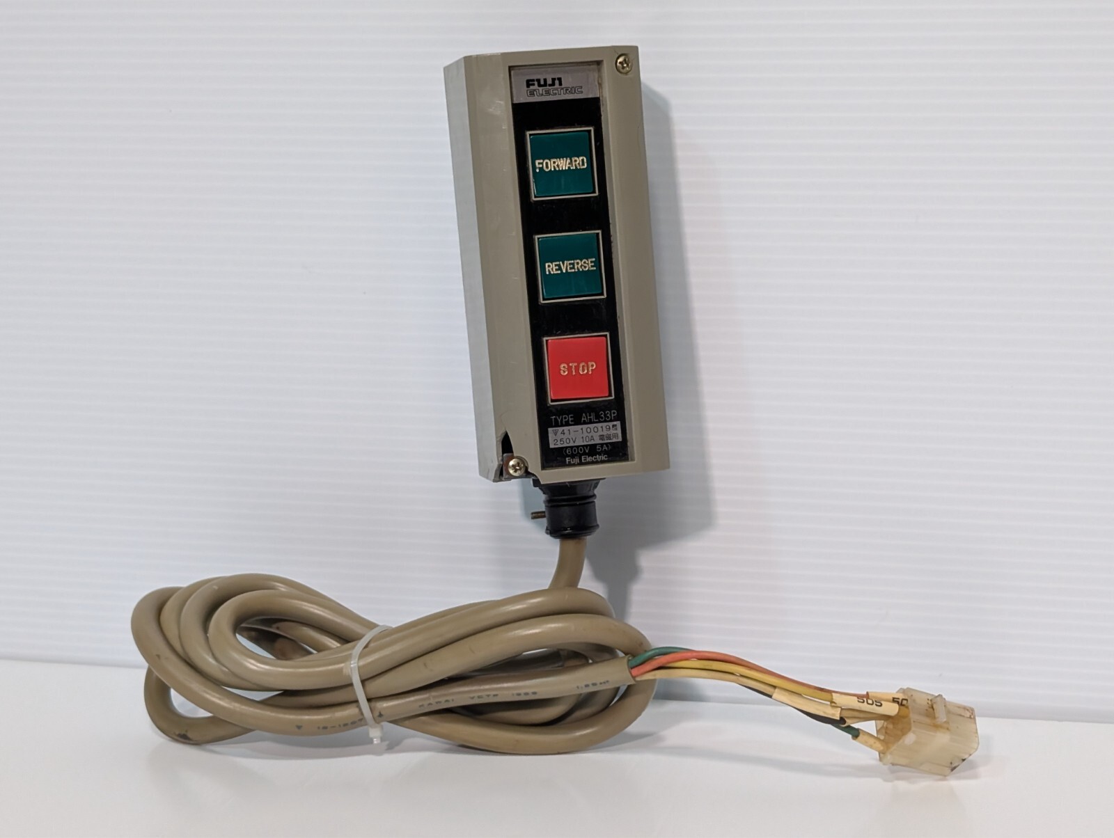 Fuji Electric AHL33P Control Box / Switch, Forward Stop Reverse Buttons