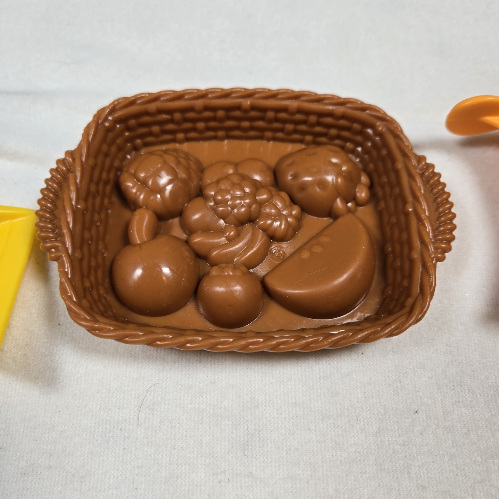 Playdough Molds & Accessories Cones Cups Press Creative Play Time Play-Doh