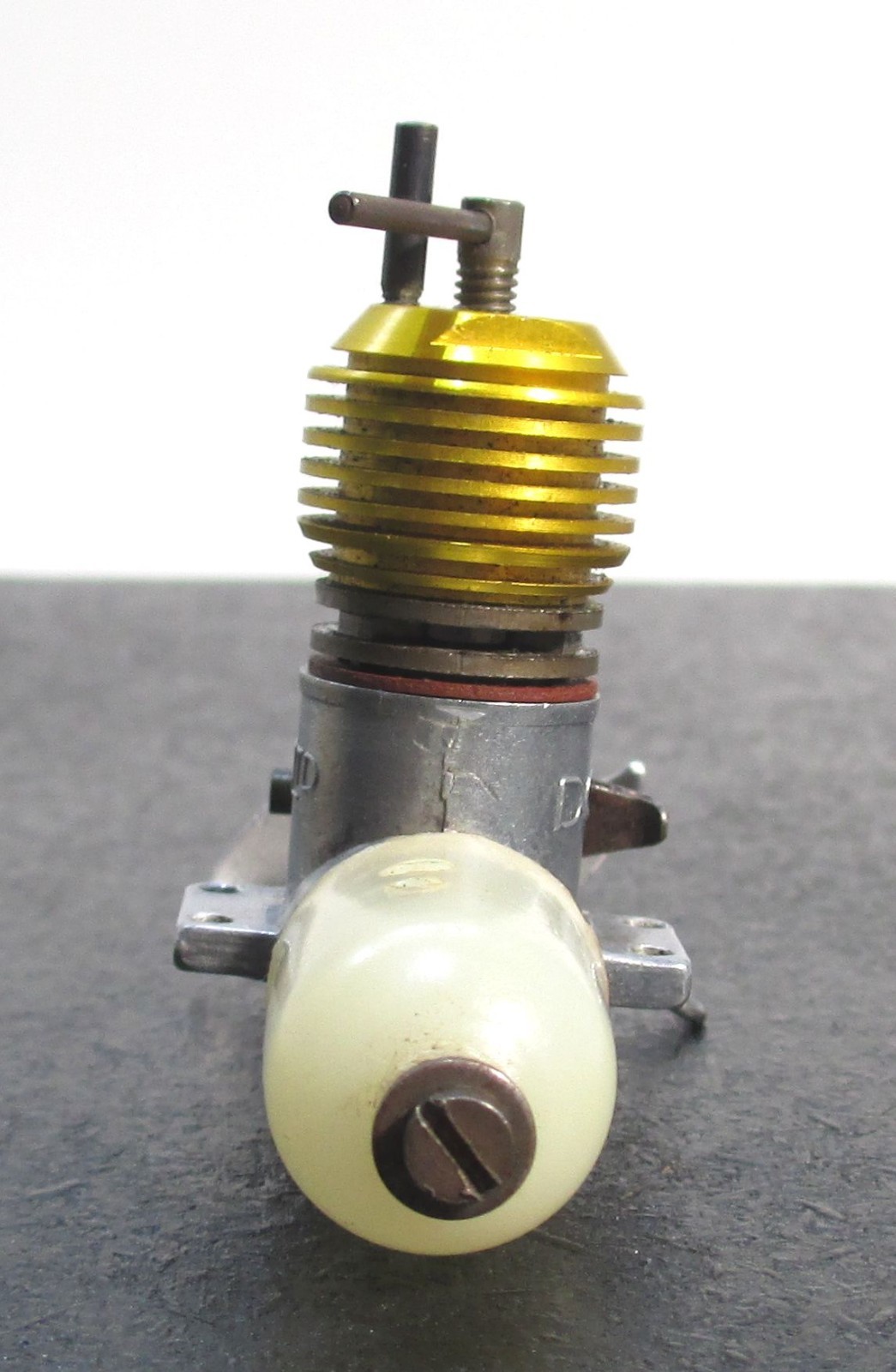 QUICKSTART DART 0.55cc 2-Stroke Diesel Engine for Control Line (Used)