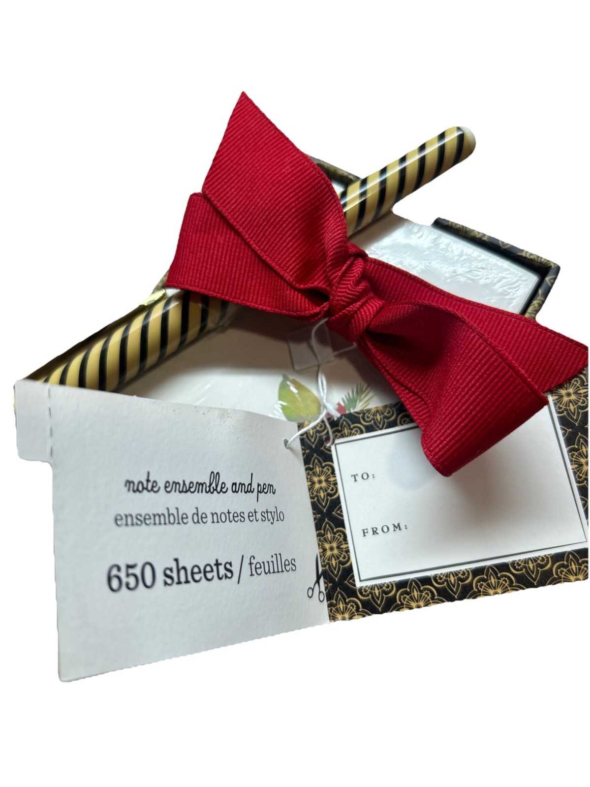 Hallmark: Poinsettia - Note Set With Pen - 650 Notes