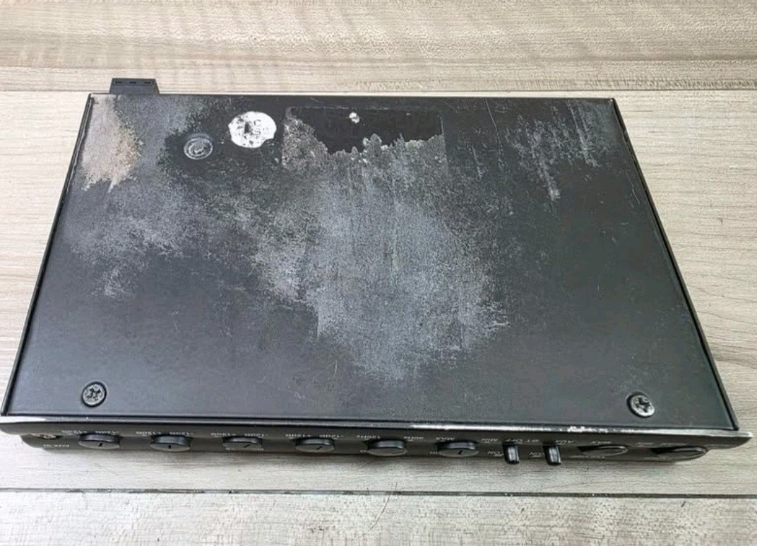 Untested. Earthquake Sound Eq-4000bt V1 4-Band Parametric Equalizer + plug