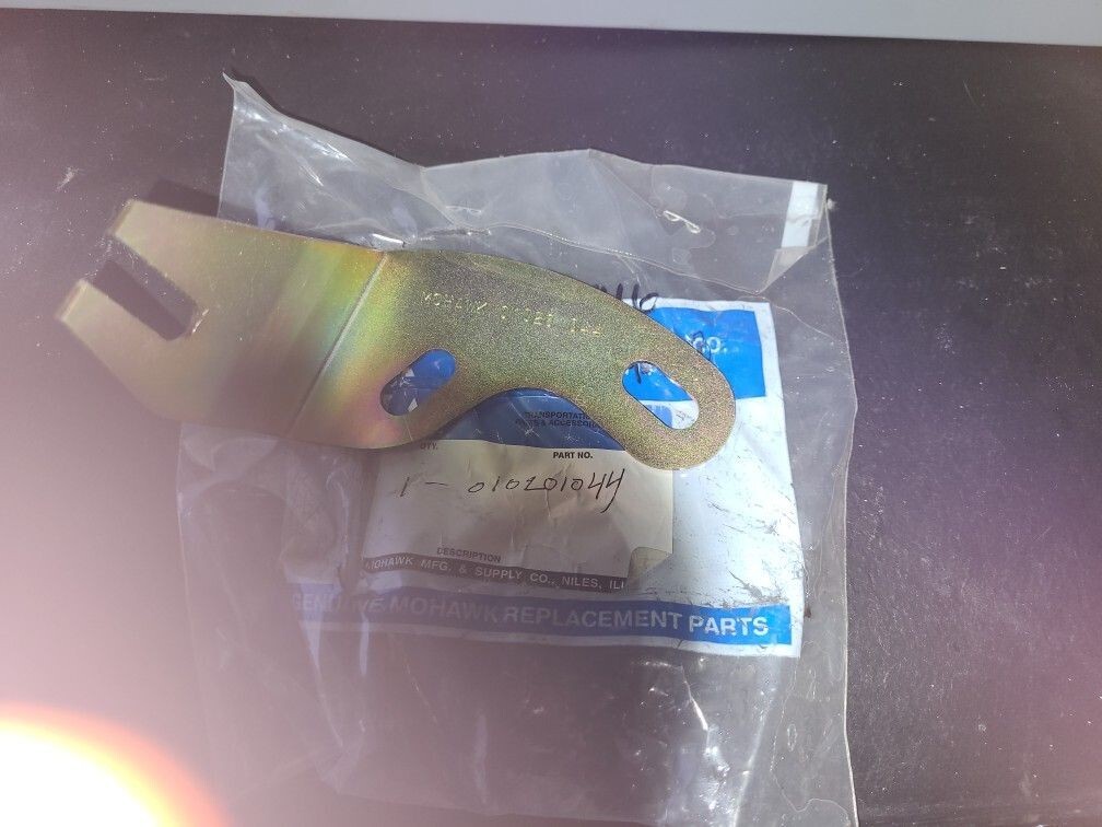 Left Side Slack Adjuster Bracket 010201044 Orion *Fast Shipping