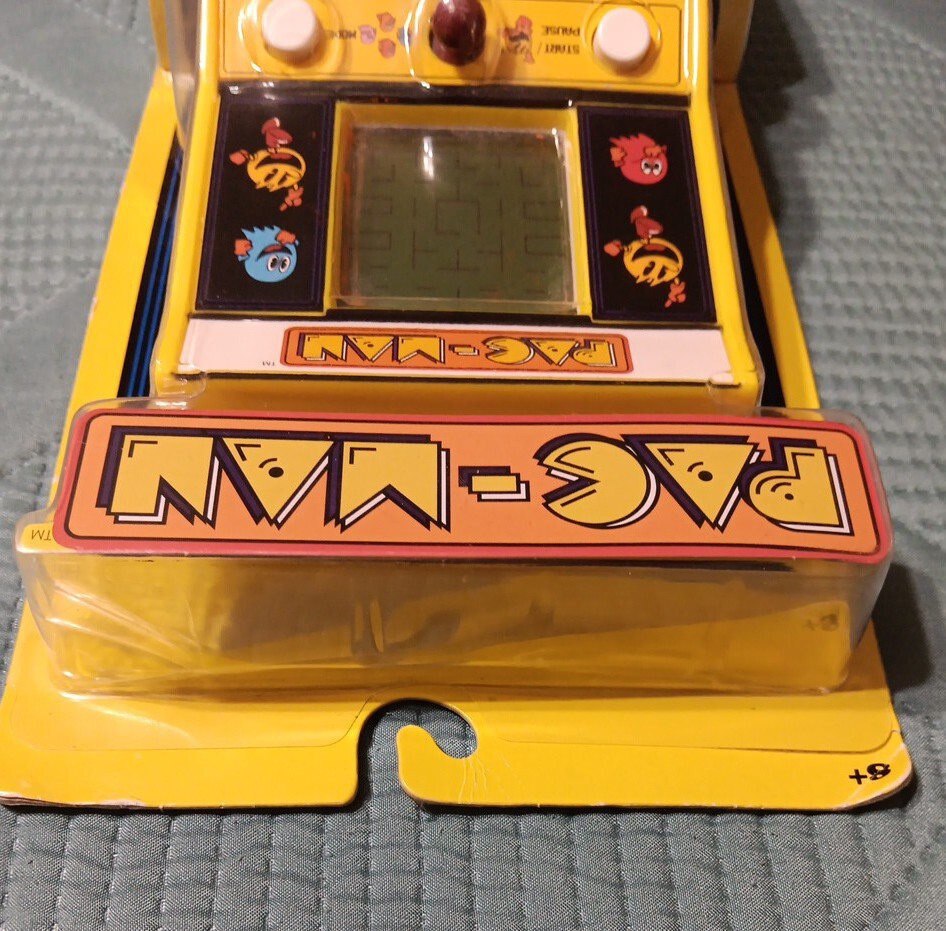 Pac Man Classic Arcade Gameplay Mini Game Unopened Handheld Works