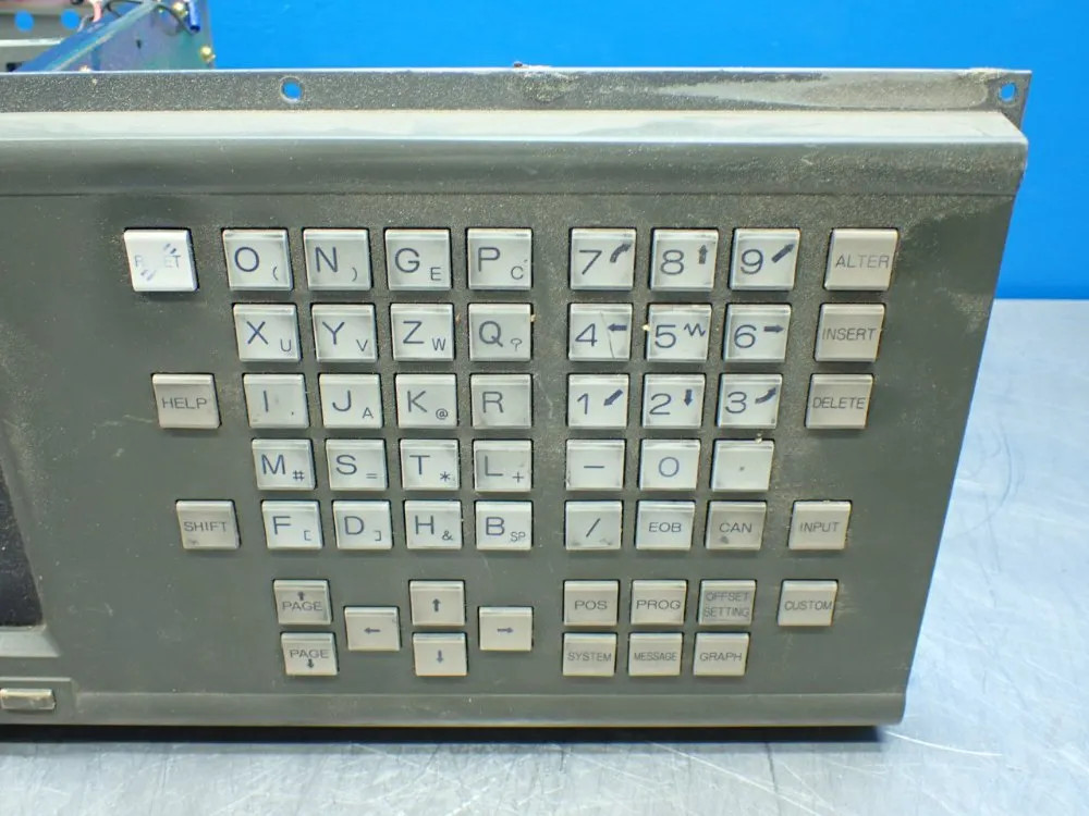 FANUC 9" CRT/MDI UNIT OPERATOR PANEL XA02B-0120-CE51#18M