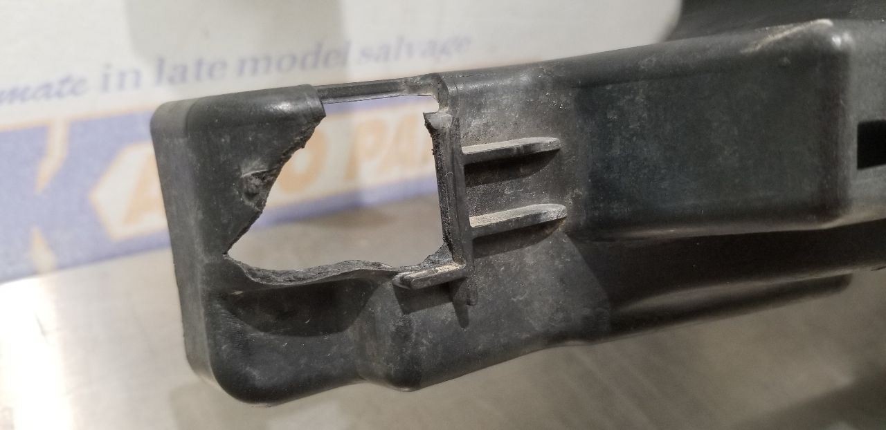 22 FORD BRONCO AIR SHUTTER 2.3L WITHOUT ADAPTIVE CRUISE