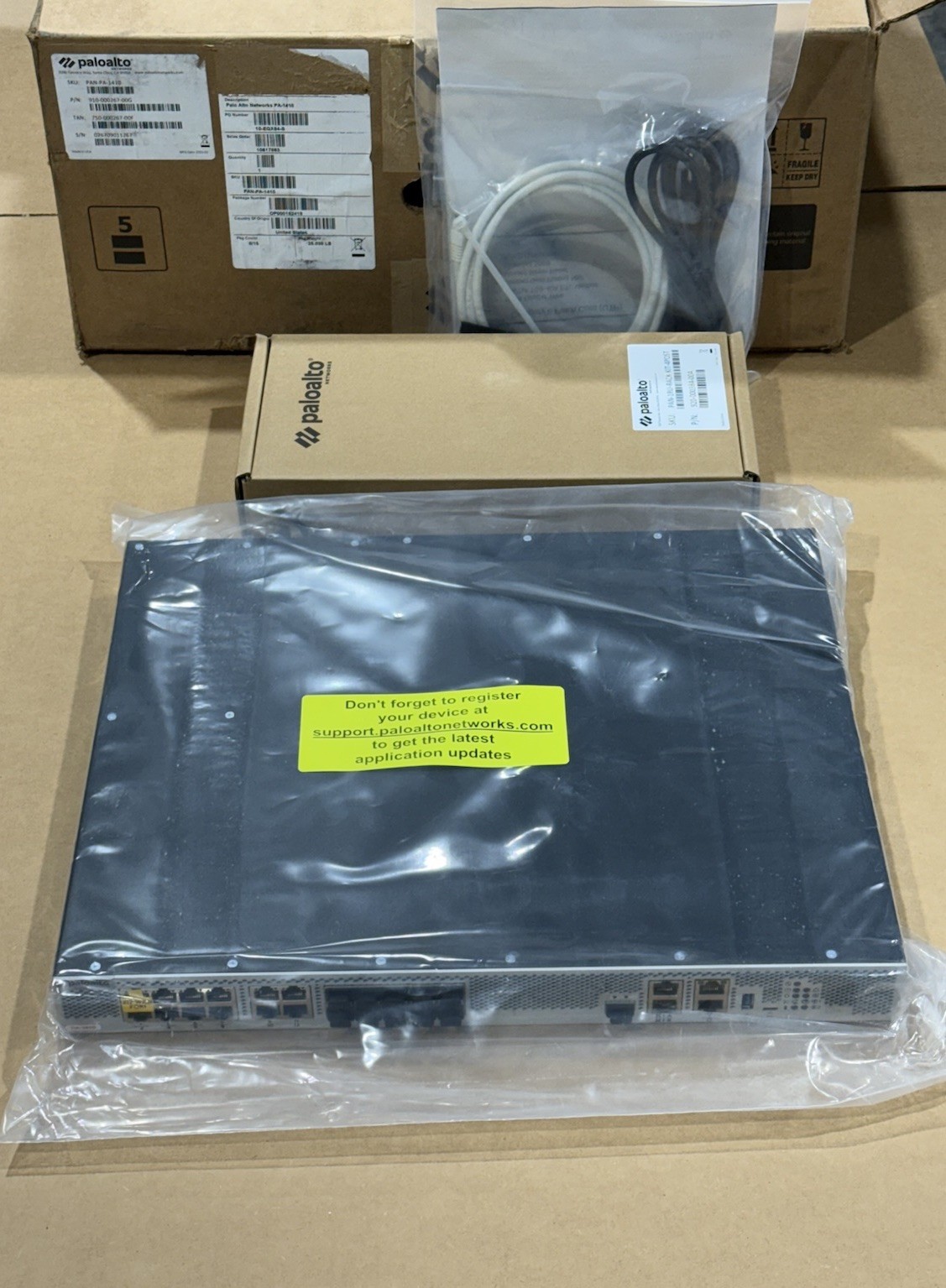 Palo Alto Networks PA-1410 Firewall 910-000267-00G New