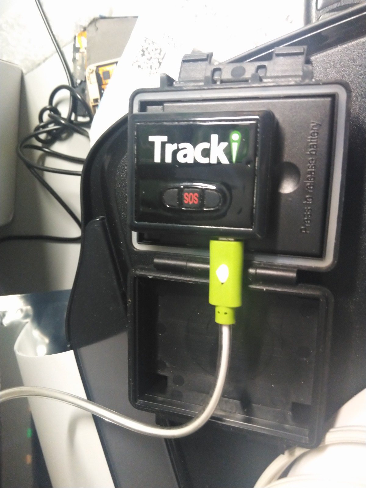 Tracki Mini GPS Tracker Magnetic Waterproof Case Extended Battery Vehicle Car