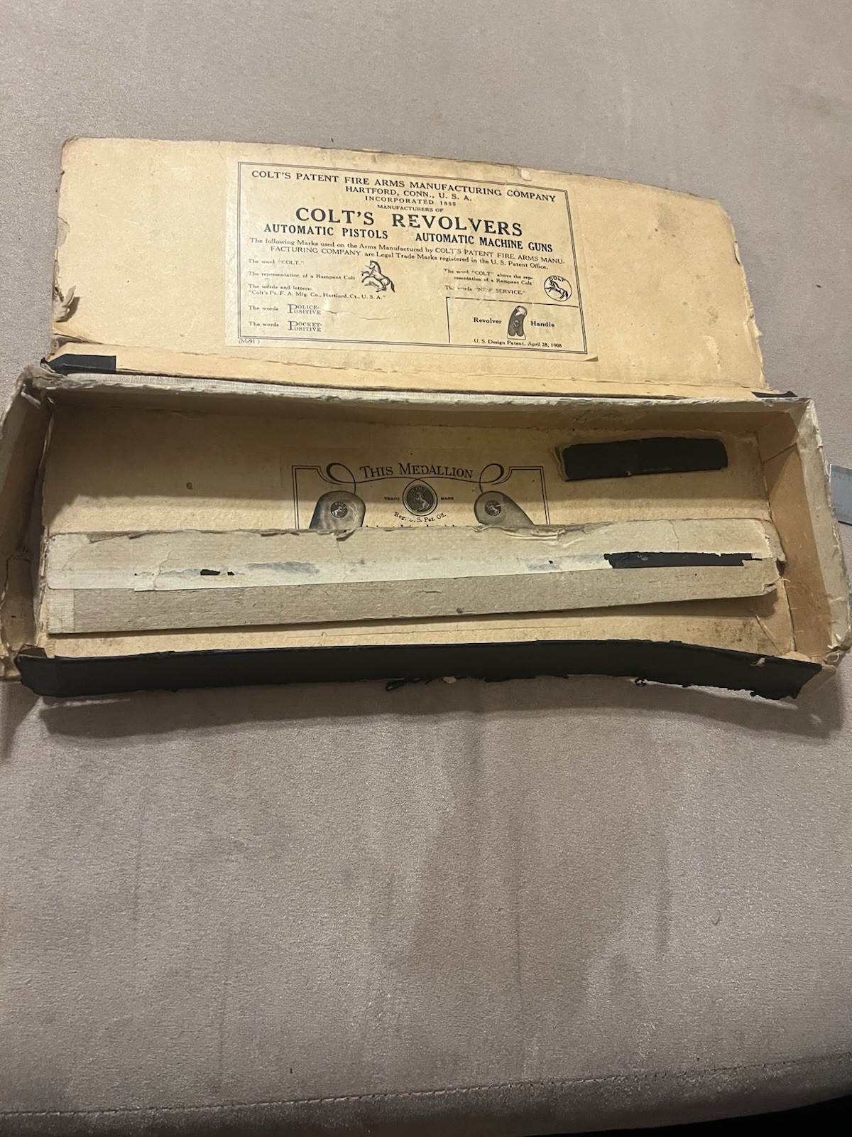 POOR CONDITION Colt Pre War Box