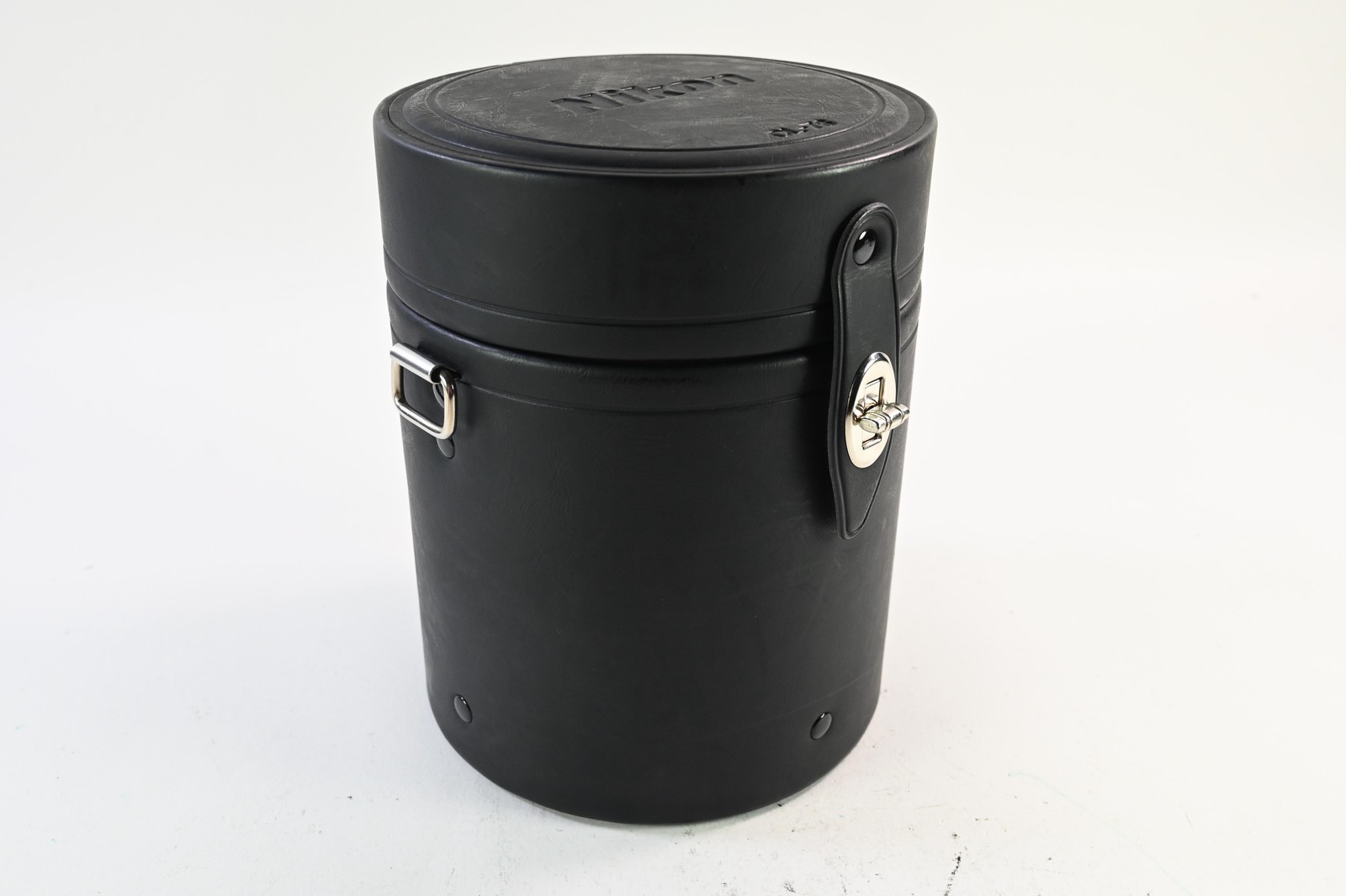 Nikon CL-76 Lens Case for 17-35mm f2.8 D Lenses #G708