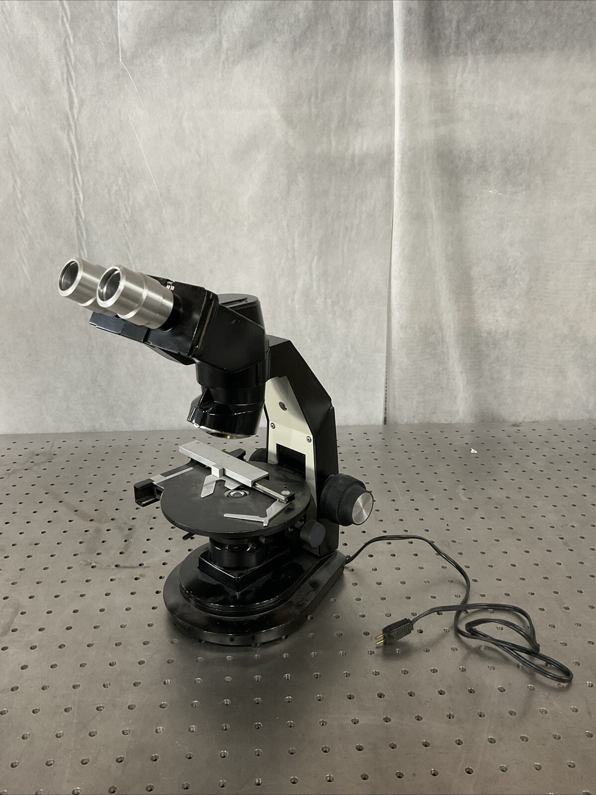 Bausch & Lomb 4 Objectives Binocular Microscope (No Objectives Or Power Source)
