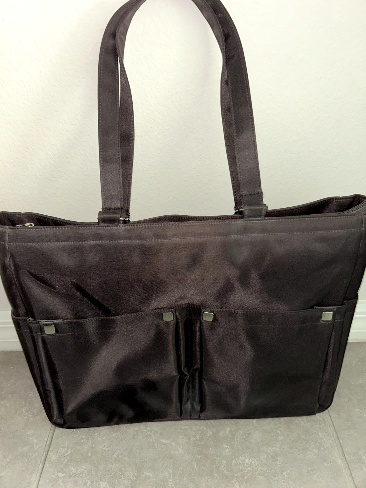 Case  Logic Briefcase Black  16 X 12 X 4 New