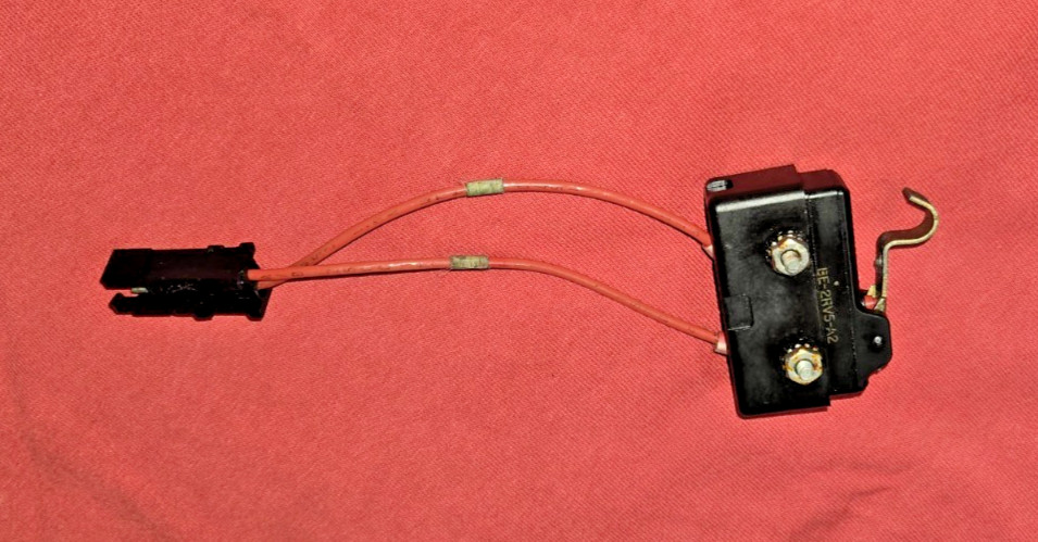 Vulcan Hart Microswitch, Part#: 00-411496-000F7, used, Nice condition