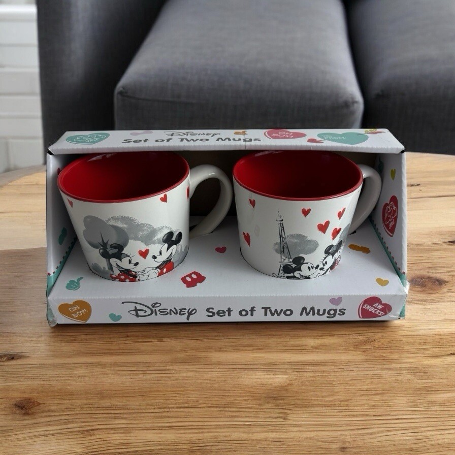 Disney Love Mugs Mickey Mouse and Minnie Mouse Set of 2 Mugs Valentines Paris