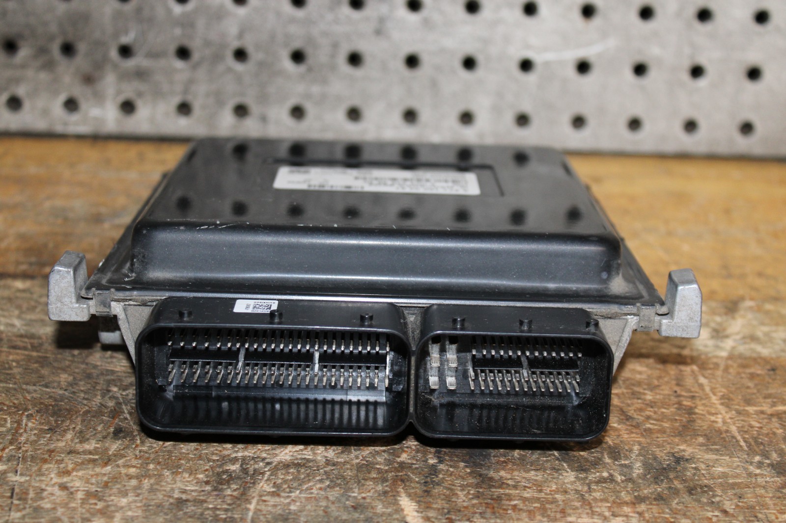 2012-15 Mercedes-Benz C250 Engine Control Module A 271 150 03 91