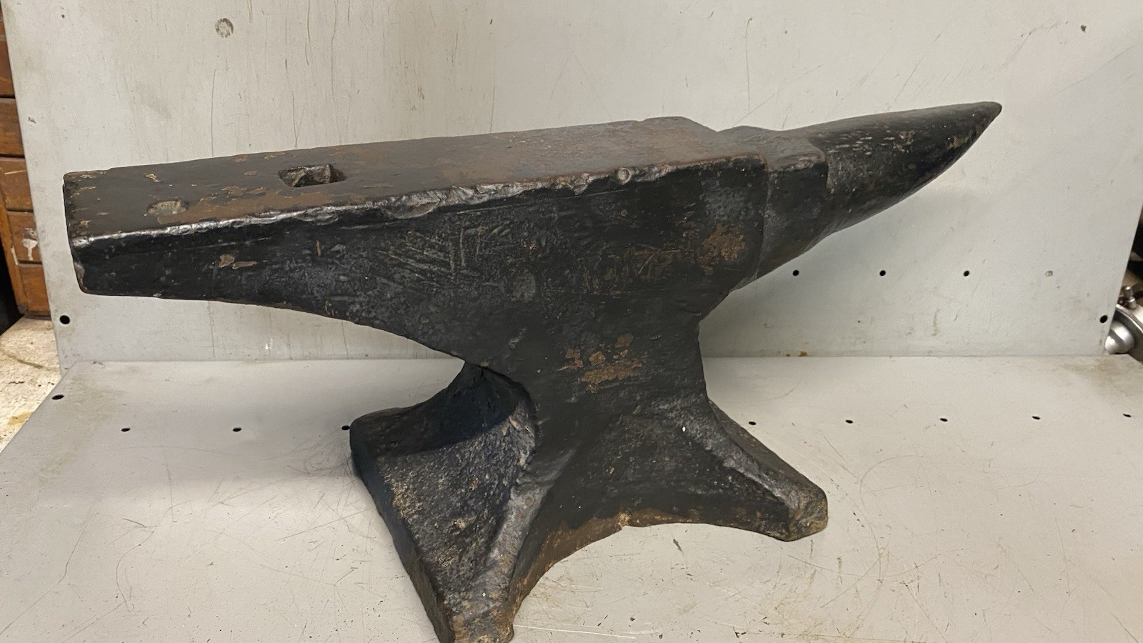 Vintage ACME Blacksmith Anvil 98 Lbs
