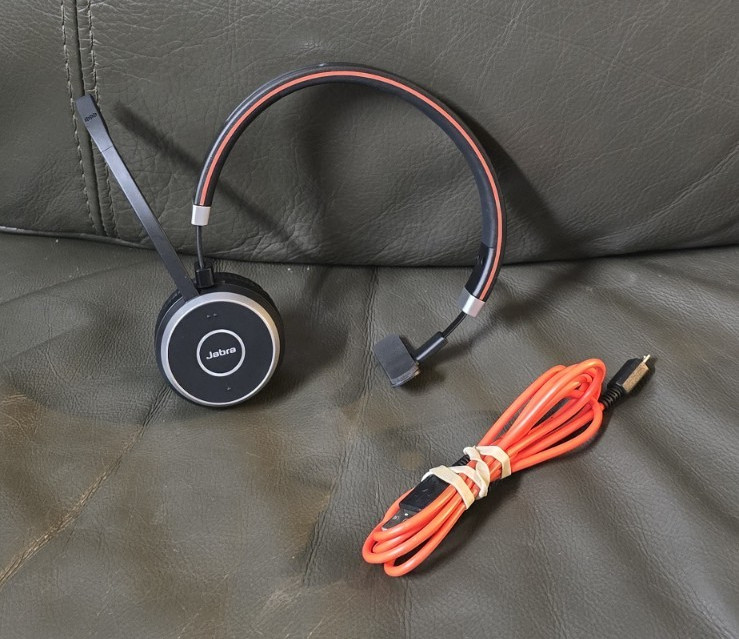 Jabra Evolve 65 HSC018W Wireless Bluetooth Headset With Charger No Dongle