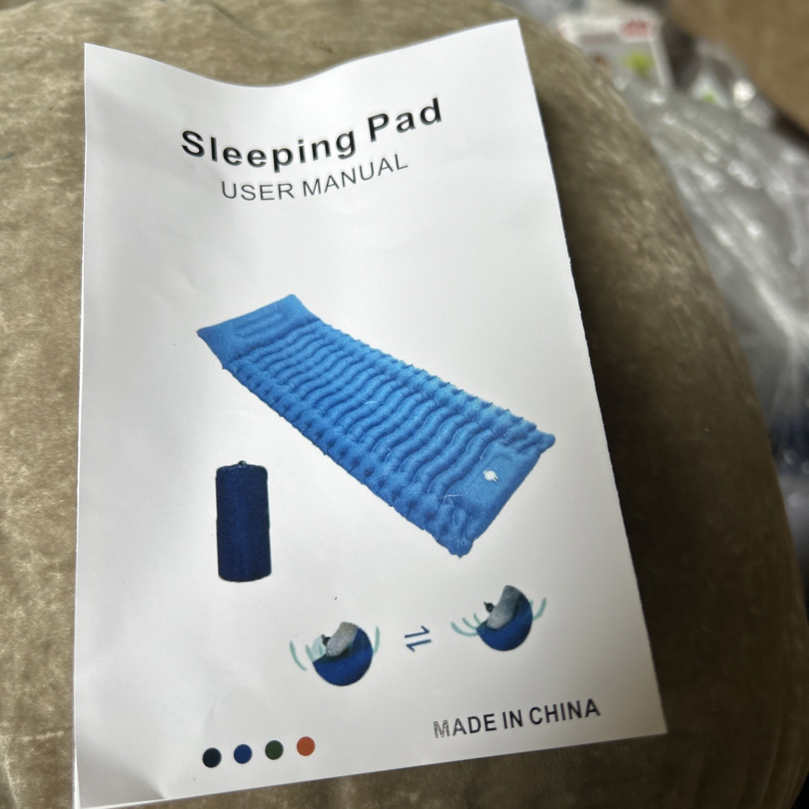Camping Sleeping Pad, Ultralight Camping Mat with Pillow Built-in Foot Pump