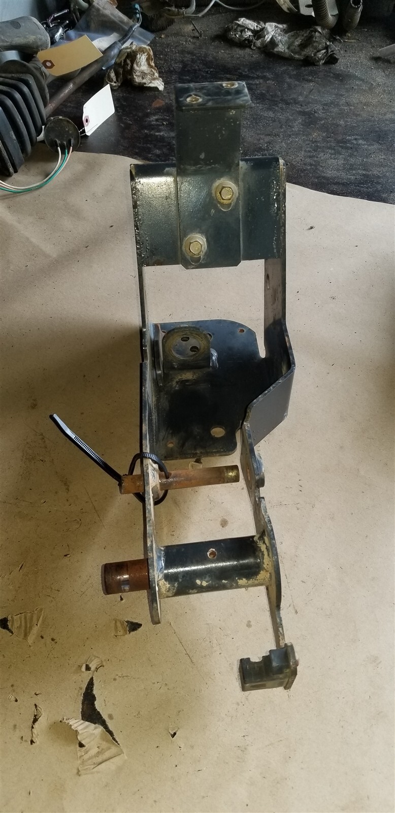 Bobcat 325, 328, 331 console bracket with pins 6811751