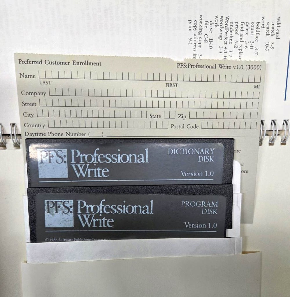 1986 SPC word processing software PFS: Professional Write 1.0 w/ original disks