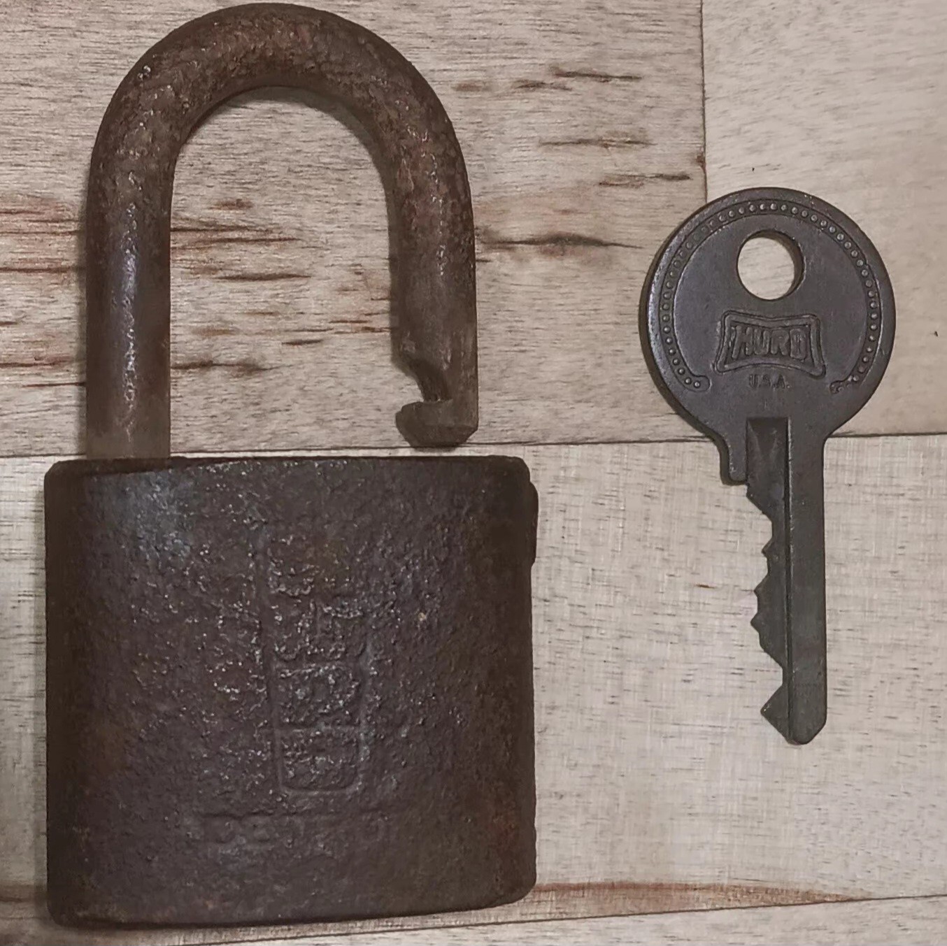 Vintage Antique Hurd Padlock W/ Key Lock Working