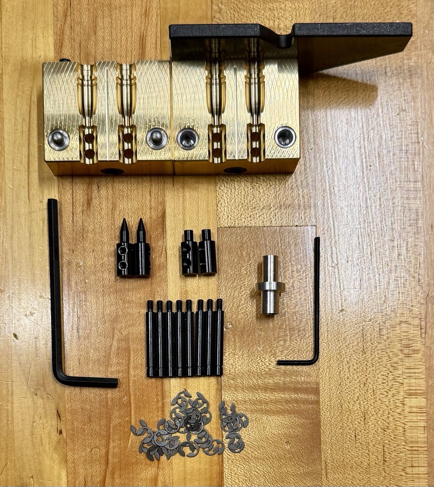 MP Hollow Point Bullet Mold - .308 / 300 Blk / 30-30 - Hunt  GC - 2 Cavity Brass