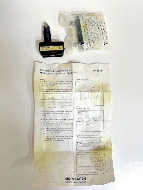 Yamatake SL1-K Roller Switch