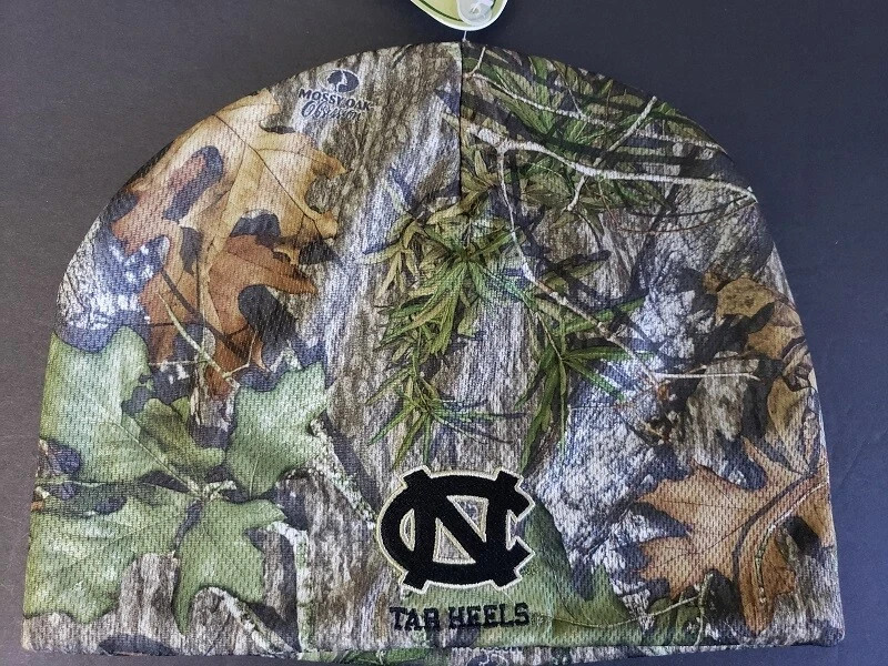 North Carolina Tar Heels Mossy Oak Camo Beanie / Official Licensed Products NCAA