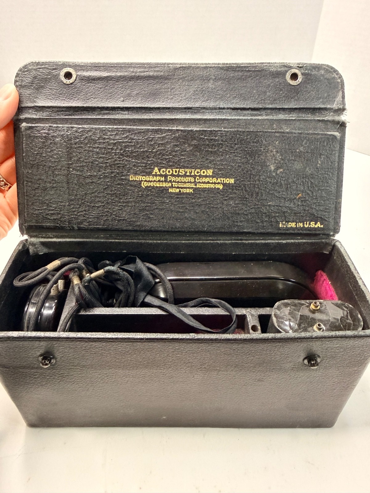 Acousticon Type S.R.D. Hearing Aid Set c.1934 — Dictograph — Bakelite w/ Case &