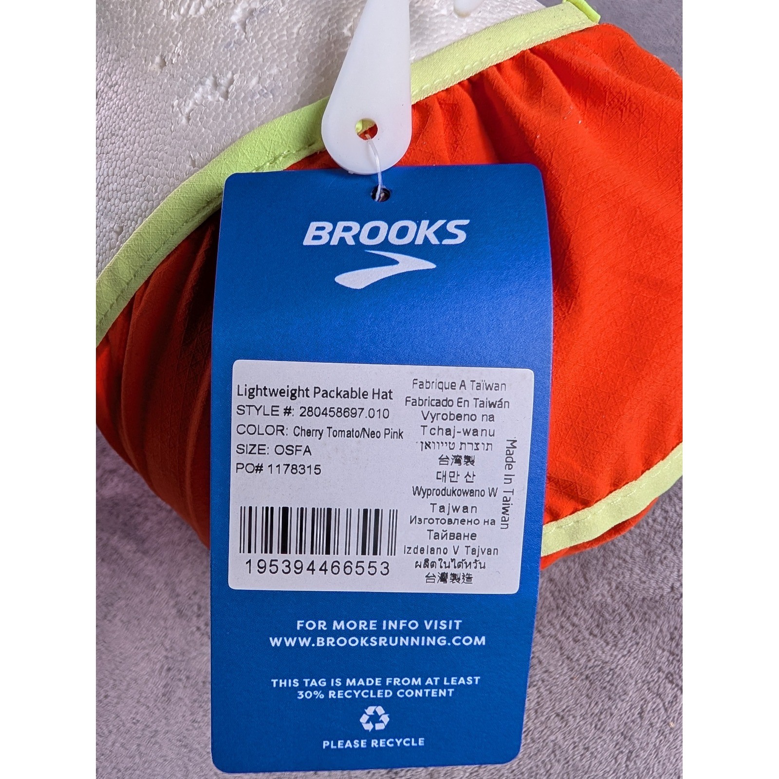 Brooks Lightweight Packable Running Hat Cherry Tomato Neo Pink OSFA