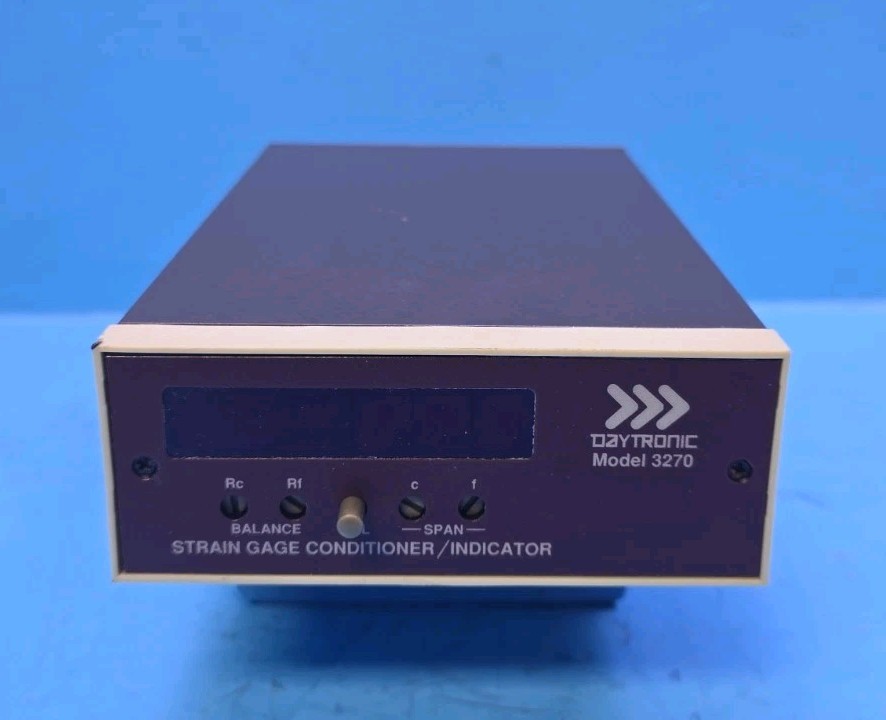 Daytronic Model 3270 Strain Gage Conditioner/Indicator Panel Meter